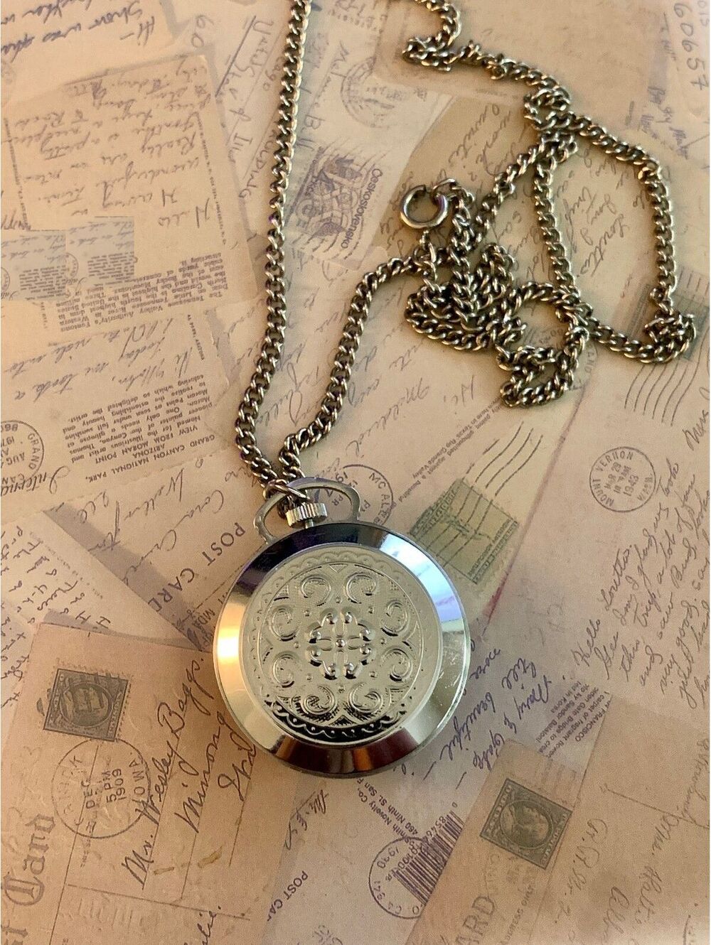 Vintage Kademan Elegant Silver Pocket Watch Necklace with Intricate Design - Picture 2 of 3